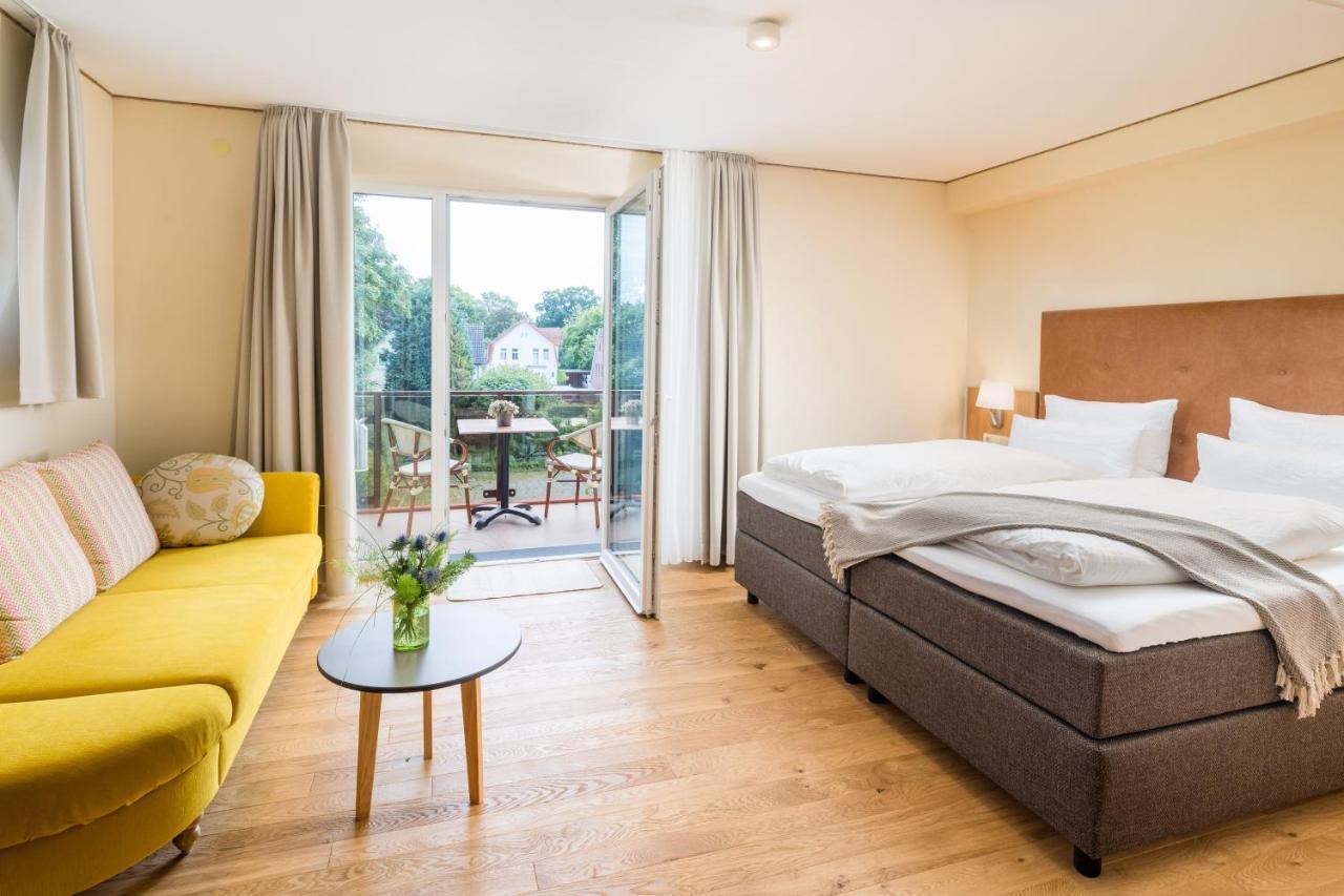 Parkhotel Отель Йевер
